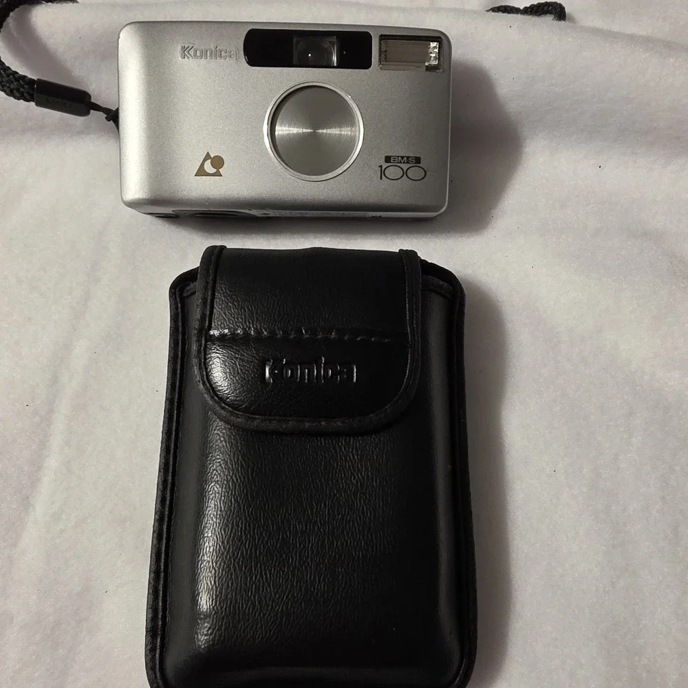 Konica BM-S 100 Super Big Mini APS Film Camera - Silver - 28mm f/3.5 Lens + Case